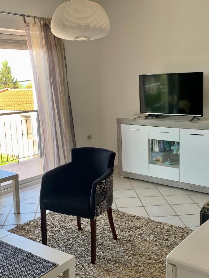 Apartman Ana Zeleni Pojas Bar Bagian luar foto