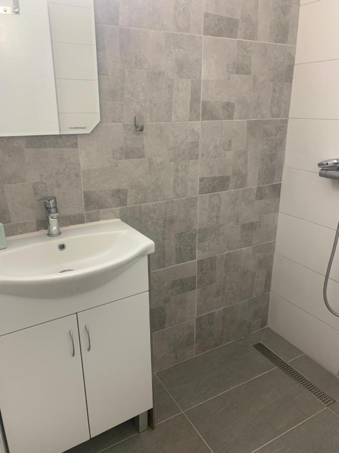 Apartman Ana Zeleni Pojas Bar Bagian luar foto